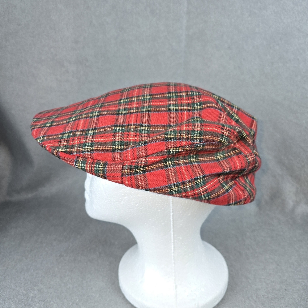 Red Plaid Flat Cap This Vintage cabby Hat Size S/M Stand out from the rest. - Picture 5 of 9